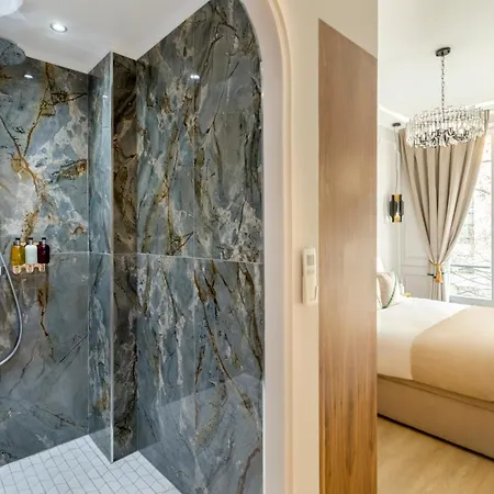 Daire Merveil - Signature - Champs Elysees -kleber