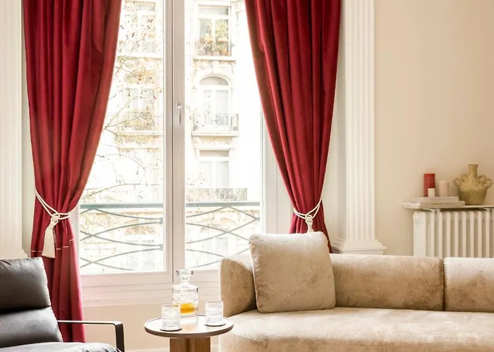 Merveil - Signature - Champs Elysees -kleber Апартаменты *